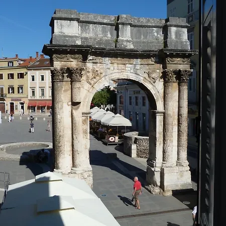 Sara Apartment Pula